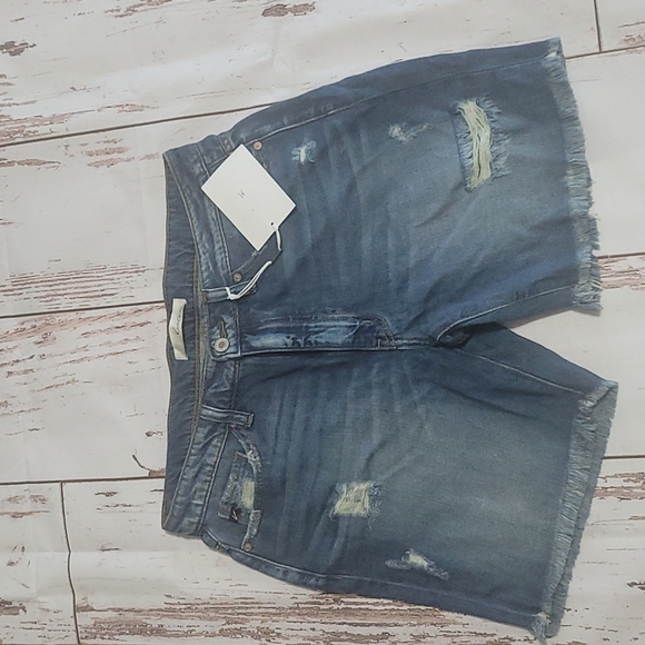 KanCan Pants - Kancan distressed cutoffs raw hem Denim shorts L